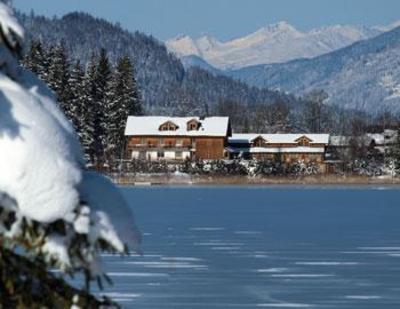 фото отеля Haus Am See Hotel Weissensee