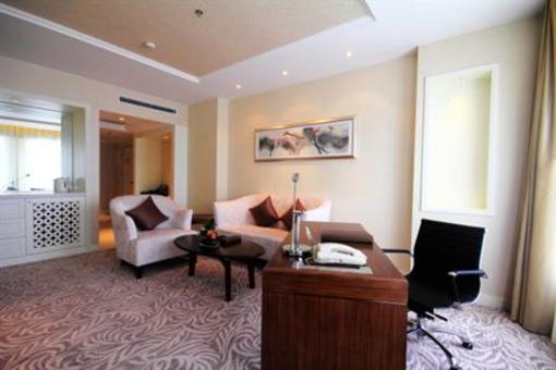 фото отеля Chengdu Spring Downtown Hotel