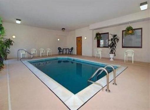 фото отеля Quality Inn & Suites Brooks