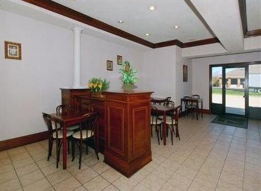 фото отеля Quality Inn & Suites Brooks