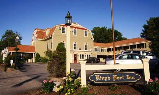 фото отеля King's Port Inn