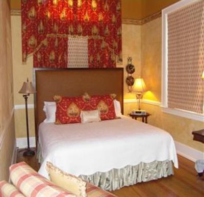 фото отеля The Firehouse Inn Rutherfordton