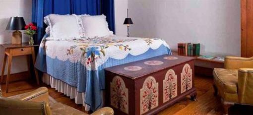 фото отеля Historic Smithton Inn