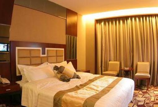 фото отеля Haicheng Grand Hotel