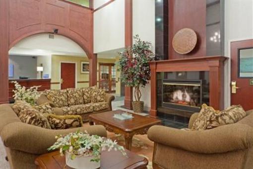 фото отеля Holiday Inn Express Lordstown Newton Falls Warren