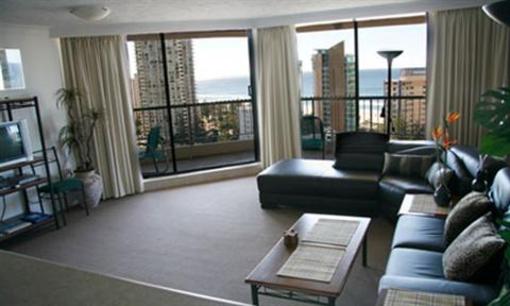 фото отеля Genesis Holiday Apartments Gold Coast