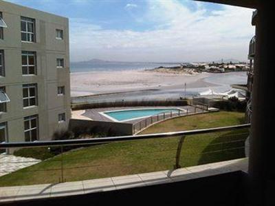 фото отеля Lagoon Beach Hotel Cape Town