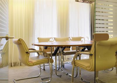 фото отеля Maldron Hotel Citywest Dublin Saggart