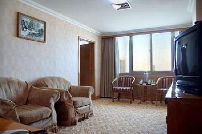 фото отеля Sun Moon Lake Hotel Dalian