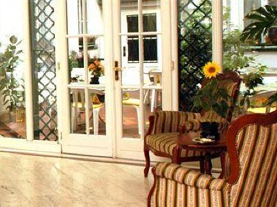 фото отеля Adlon Hotel