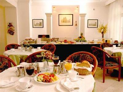фото отеля Adlon Hotel