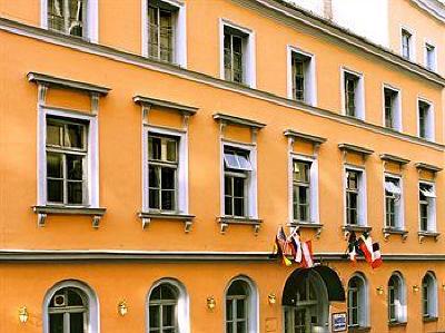 фото отеля Adlon Hotel