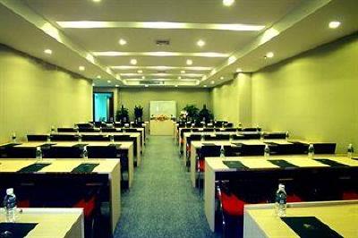 фото отеля Shanshui Trends Louhu Hotel Shenzhen