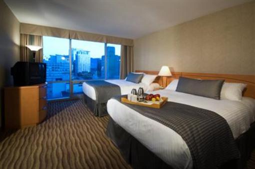фото отеля Delta Vancouver Suites Hotel
