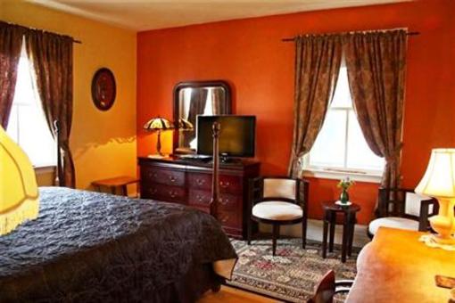 фото отеля Mettawas End Bed & Breakfast