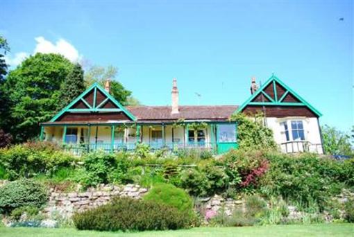 фото отеля Troutsdale Lodge