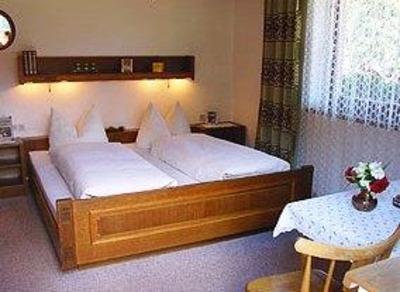 фото отеля Pension Haus am Waldrand