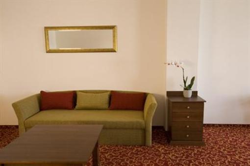 фото отеля Hotel U Zlateho Kohouta