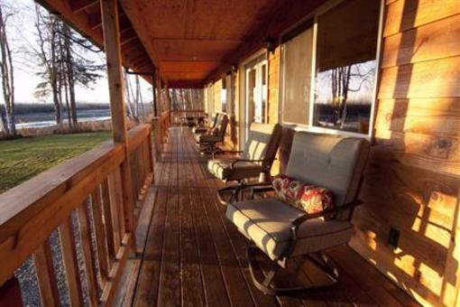 фото отеля Susitna River Lodging