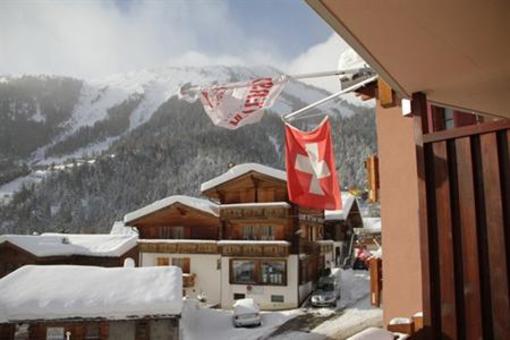 фото отеля Le Vieux Valais Apartments Ovronnaz