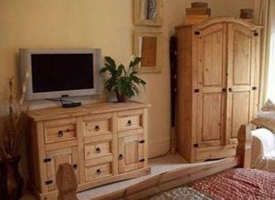 фото отеля Staveley House Bed & Breakfast Colwyn Bay