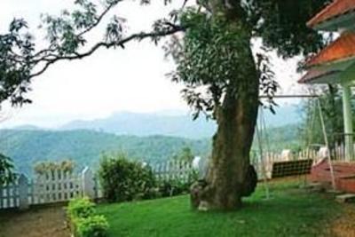 фото отеля Chamundi Hill Palace Ayurvedic Resort