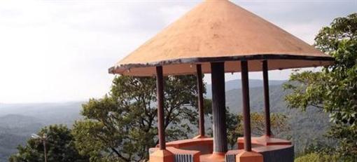 фото отеля Chamundi Hill Palace Ayurvedic Resort