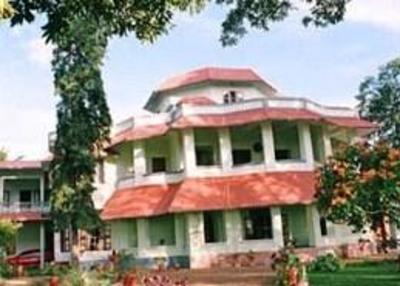 фото отеля Chamundi Hill Palace Ayurvedic Resort