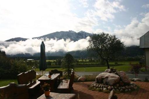 фото отеля Hotel Gasthof Strasswirt