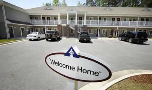 фото отеля Affordable Suites Fredericksburg Hotel