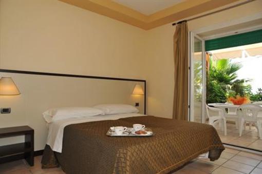 фото отеля Cala Saracena Resort