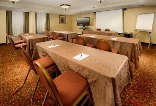 фото отеля Drury Inn & Suites Joplin