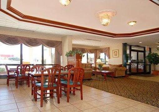фото отеля Quality Inn Goodlettsville