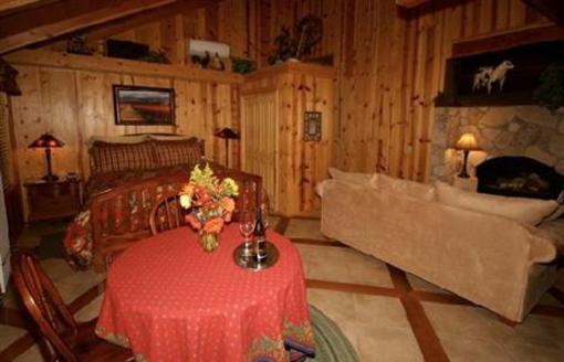 фото отеля Creekside Bed and Breakfast