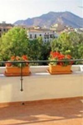 фото отеля Kemonia Bed & Breakfast Palermo