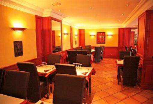 фото отеля Hotel Le Moderne Remoulins