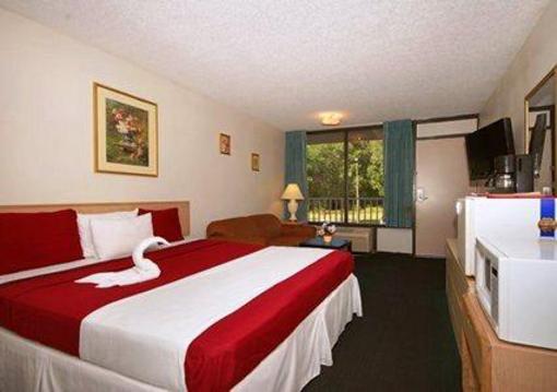 фото отеля Econo Lodge Polynesian Kissimmee