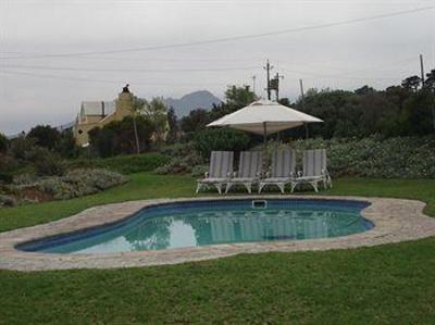фото отеля Wind-Rose Guest Lodge