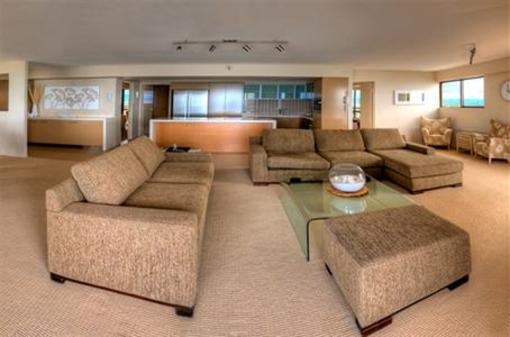 фото отеля Esplanade Luxury Beachfront Apartments