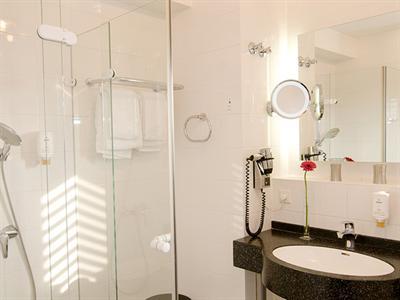 фото отеля ACHAT Premium Hotel Airport-Hannover