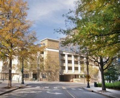 фото отеля BEST WESTERN PLUS Inn at the Peachtrees