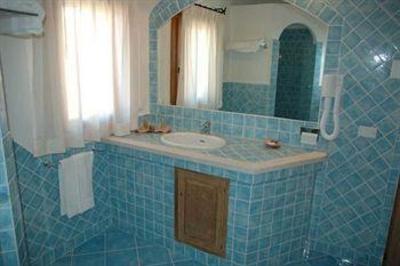 фото отеля Hotel Arathena Olbia