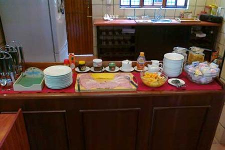 фото отеля Green Gables Guest HouseRivonia Johannesburg