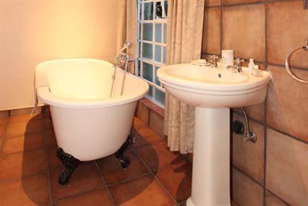 фото отеля Green Gables Guest HouseRivonia Johannesburg