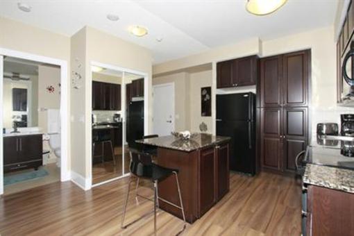 фото отеля Platinum Suites Mississauga