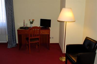 фото отеля Hotel Krone Dettingen an der Erms