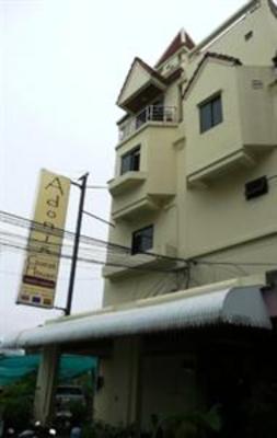 фото отеля Adonis Guest House