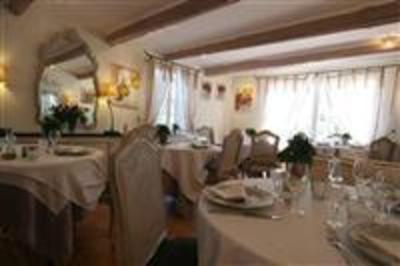фото отеля Le Mas Des Carassins Hotel