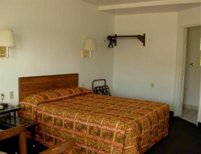 фото отеля Economy Inn Willows