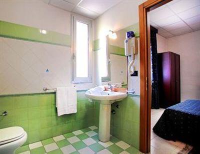 фото отеля Hotel Leonardo